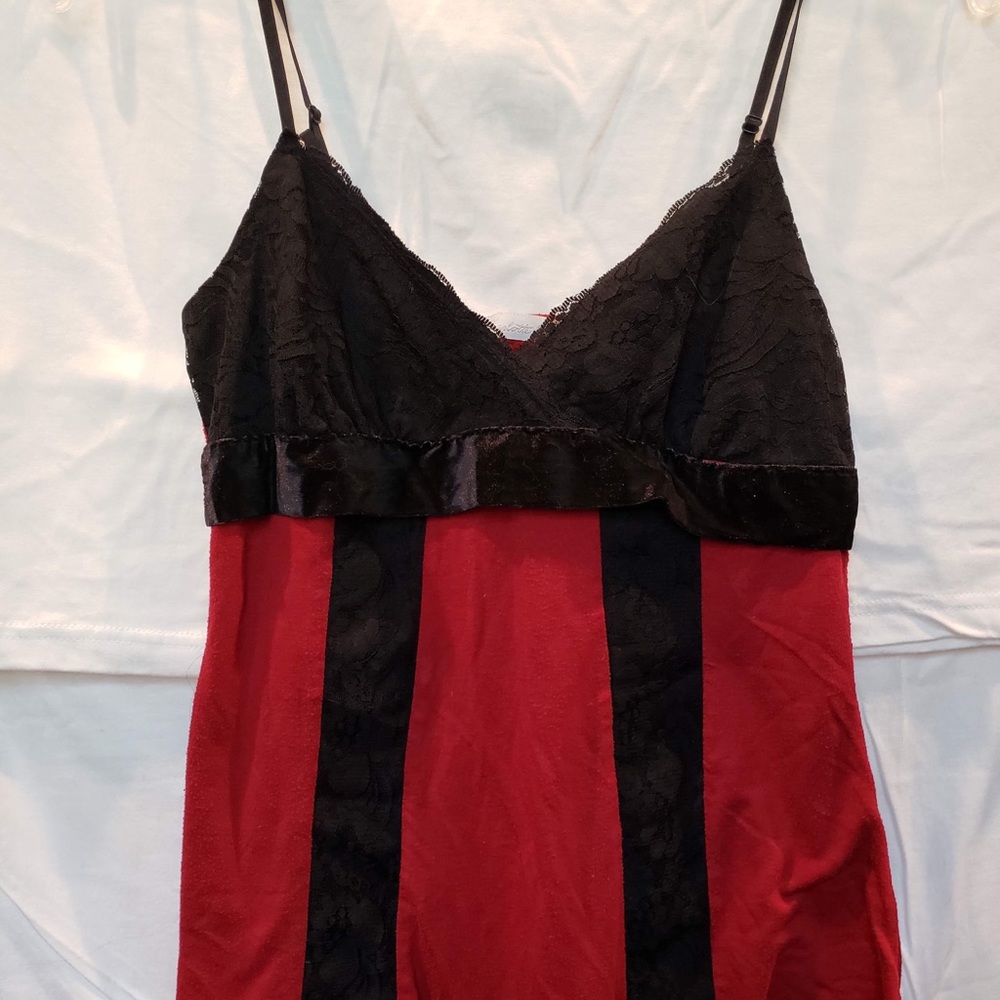 CHARLOTTE RUSSE tank top
